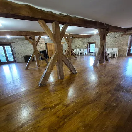 Bed and Breakfast La Vieille Tour Hotton