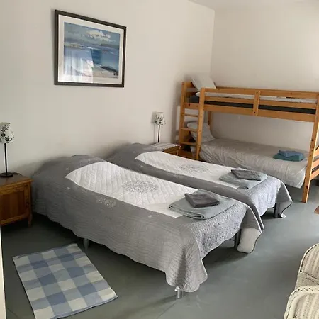 La Vieille Tour Couette-café 3*