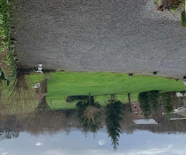 La Vieille Tour 3* Отон