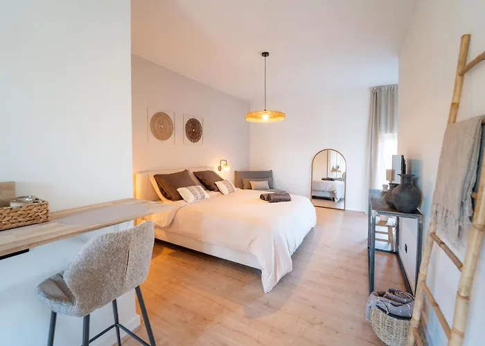 La Vieille Tour Отель типа 