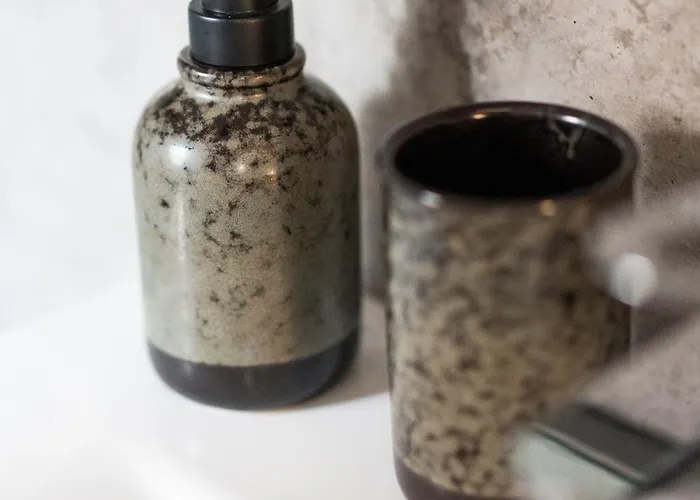 La Vieille Tour Отон